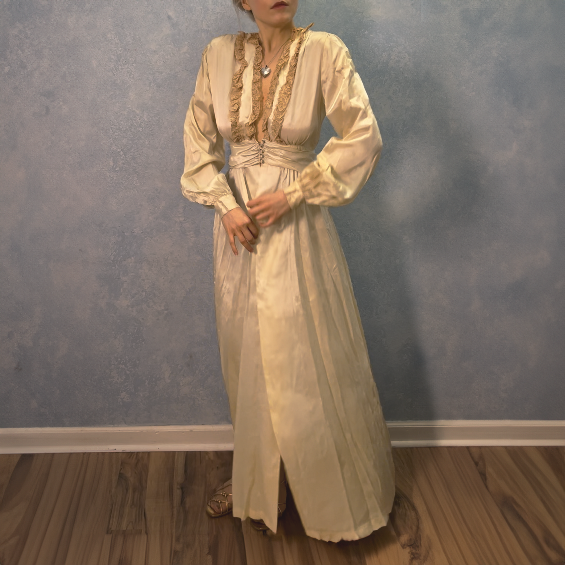 1940's Candlelight Silk & Lace Peignoir