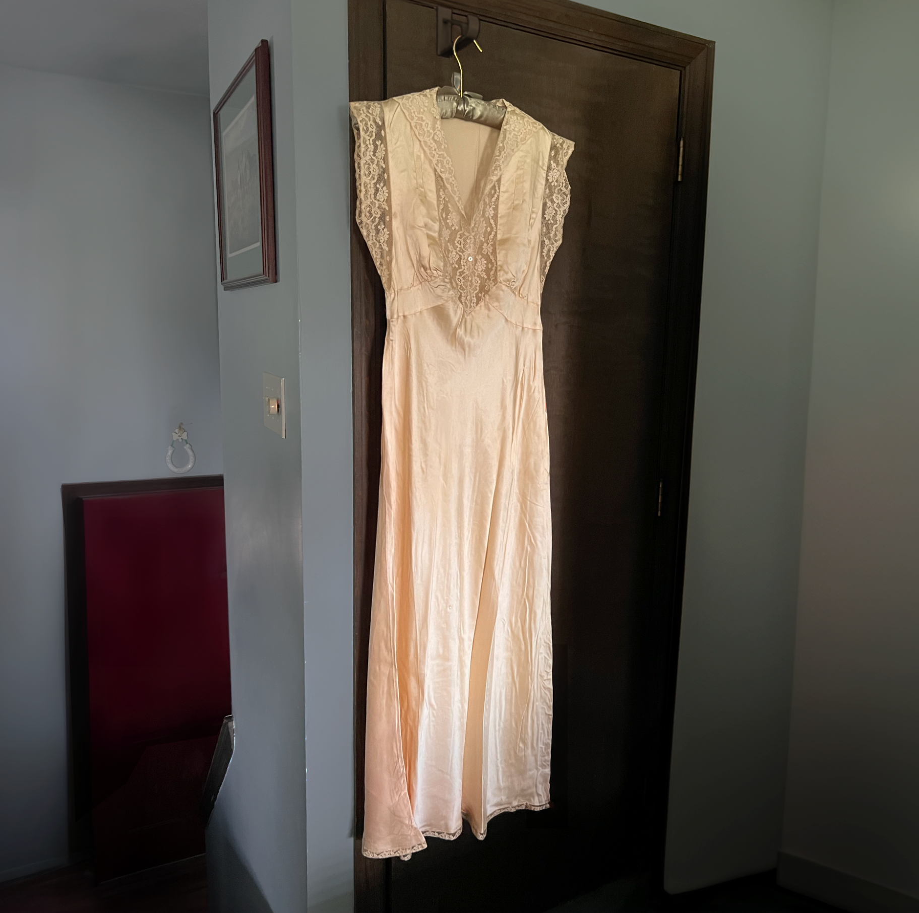 1940s Silk Candlelight Lace-Collared Gown